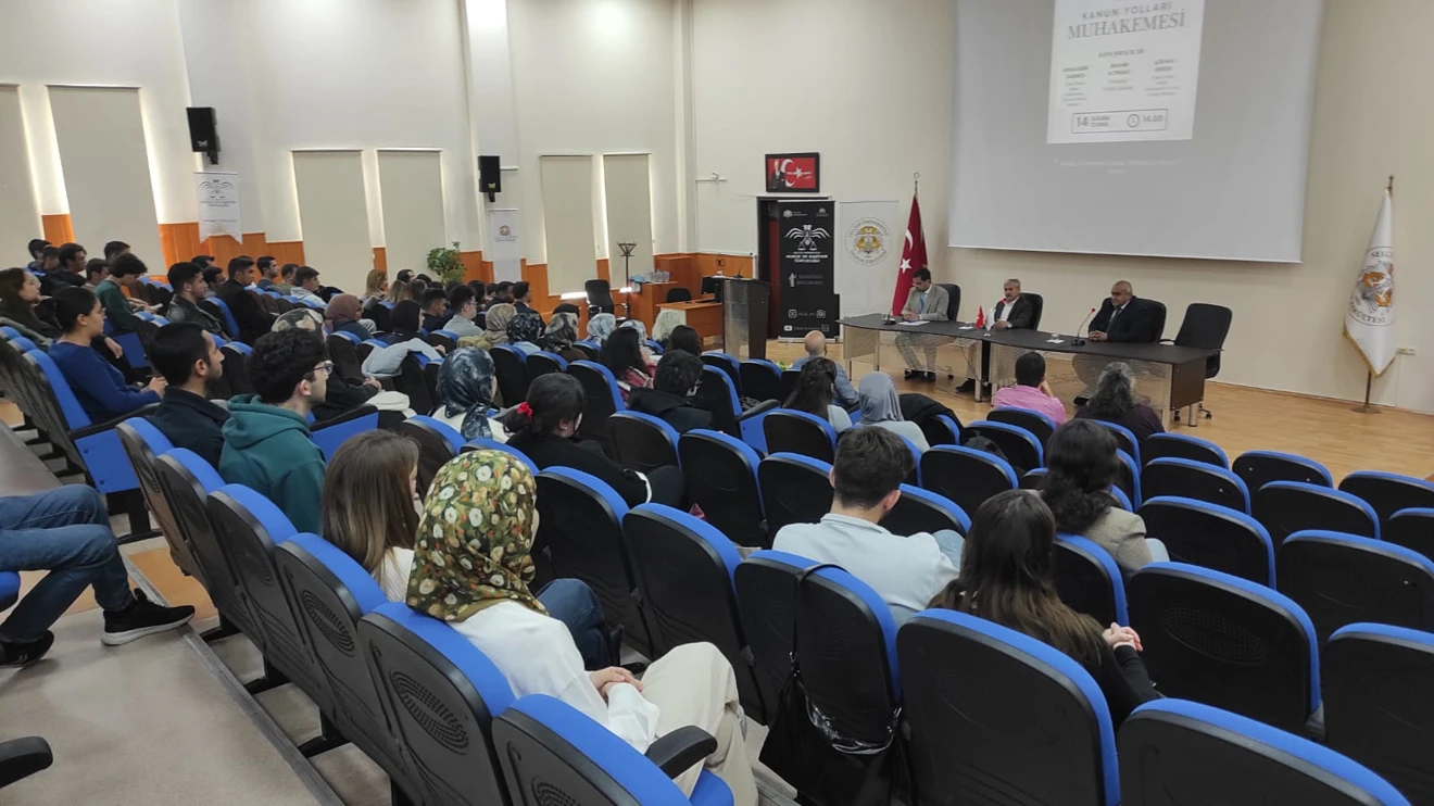 Fakültemizde Söyleşi